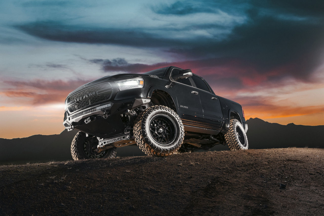 2022 Dodge Ram Bighorn - Moto Metal TURBINE - Black | Wheel Pros